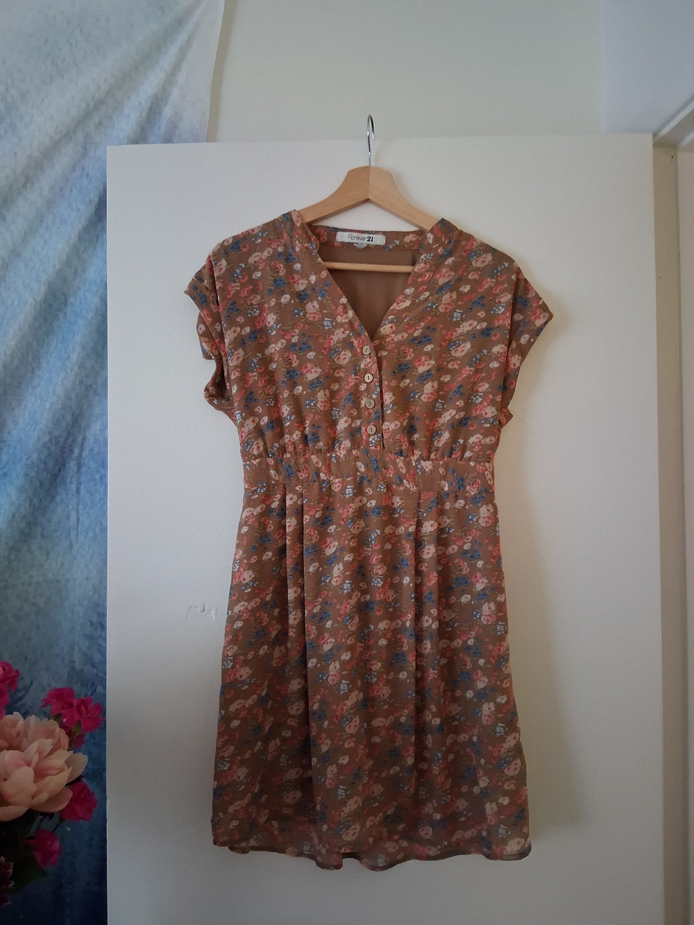Forever 21 Tan Floral Button-Front Mini Dress
